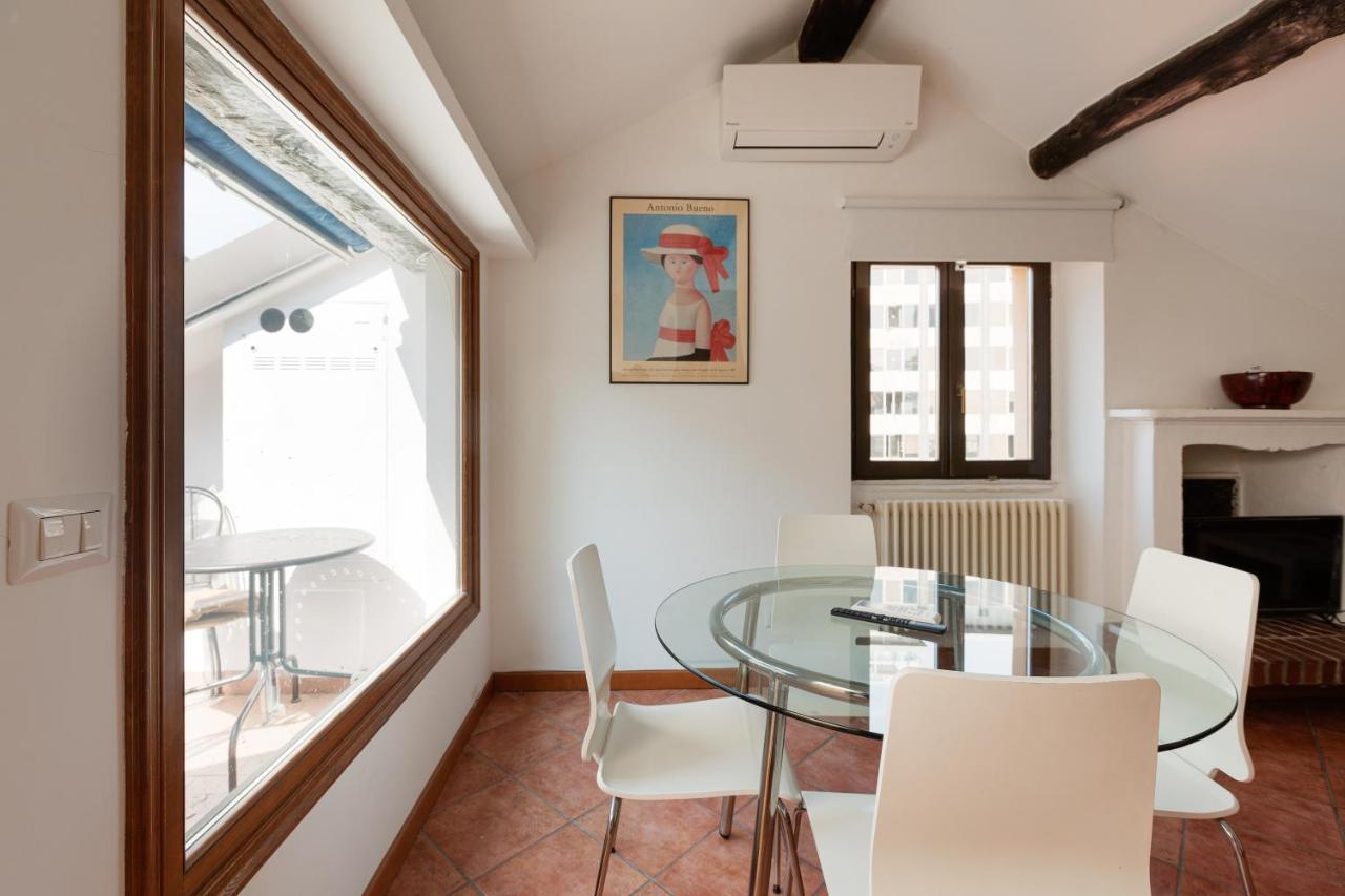 Corso Como Balcony Apartment 米兰 外观 照片