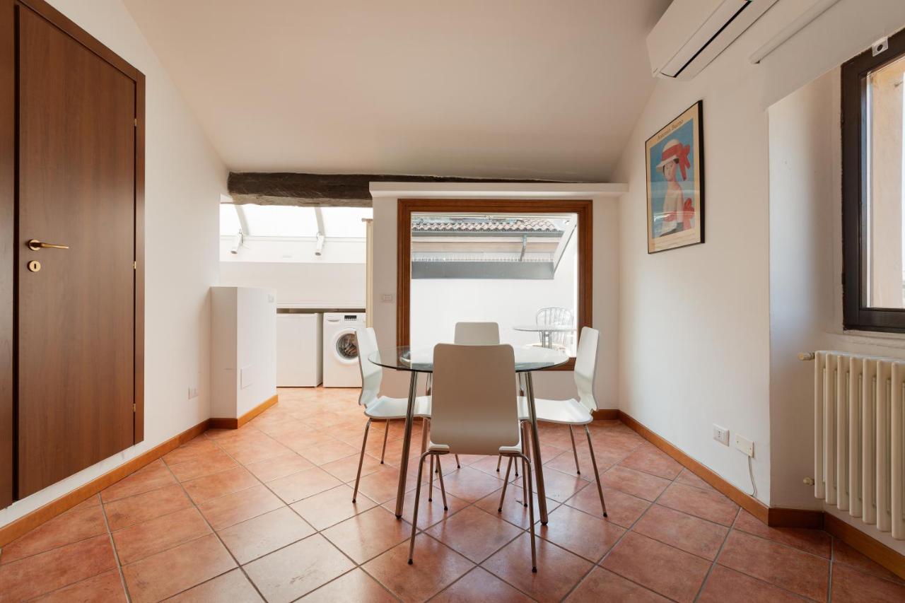 Corso Como Balcony Apartment 米兰 外观 照片