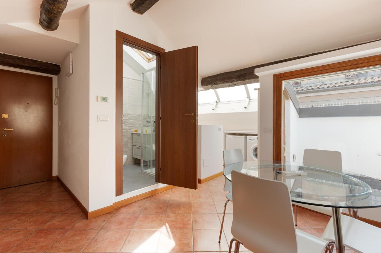 Corso Como Balcony Apartment 米兰 外观 照片